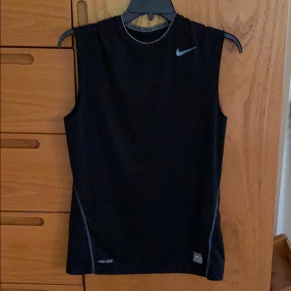 Nike Pro men’s sleeveless black shirt w/gray trim - Picture 1 of 6